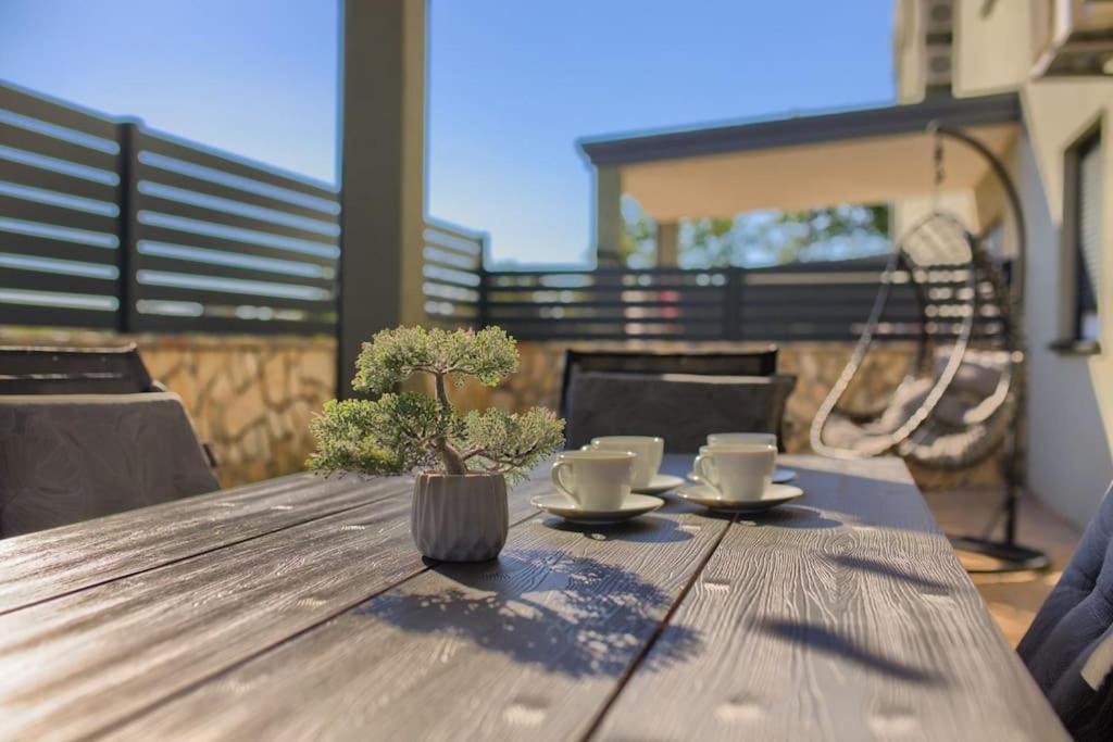 Apartment Sunrise Fuer 6 Personen In Pula-Stinjan エクステリア 写真